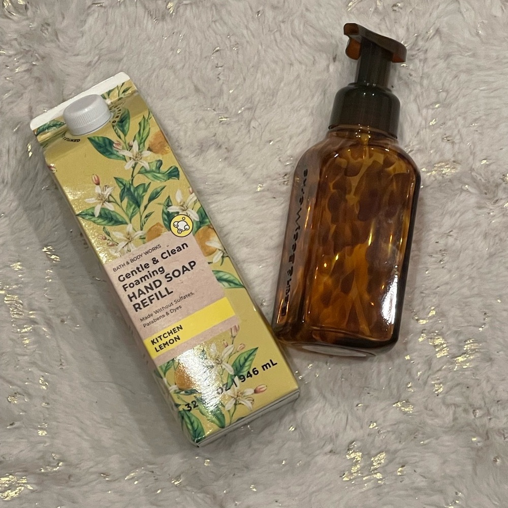 KITCHEN LEMON SOAP REFILL + TORTOISE SHELL TAN CHEETAH DISPENSER BBW BATH & BODY